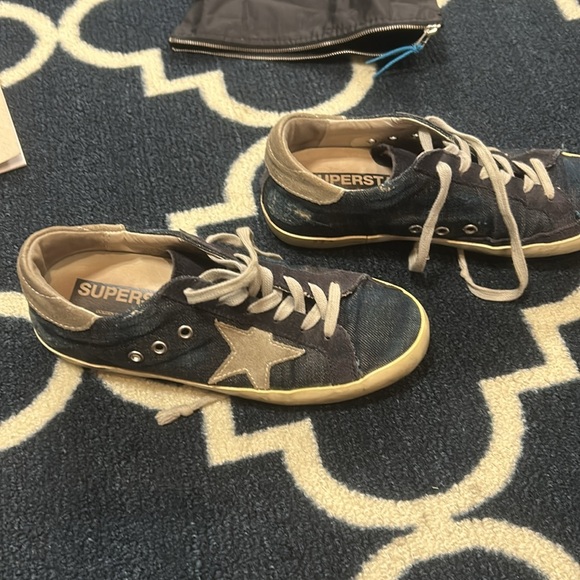Golden goose superstars dark denim distressed sneakers size 8 - Picture 6 of 8